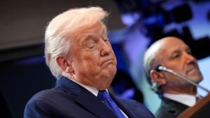 Trump pide unidad a los republicanos tras el varapalo del Supremo y antes de las elecciones especiales en Georgia | elperiodico.com