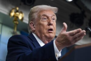 Trump responde a Sheinbaum sobre Cuba