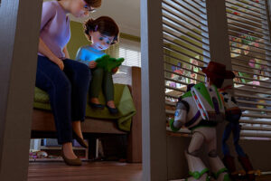 Woody y Buzz Lightyear se reúnen para salvar a los niños de la tecnología en ‘Toy Story 5’