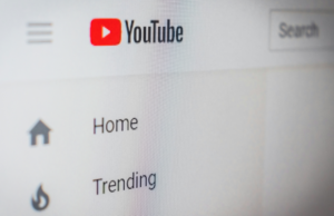 YouTube revoluciona con IA el doblaje automático