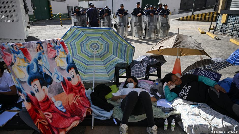 participantes en huelga de hambre se descompensan