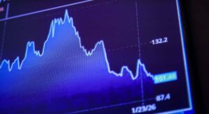 pierde más de un 1% ante las dudas por la IA y el derrumbe del bitcoin