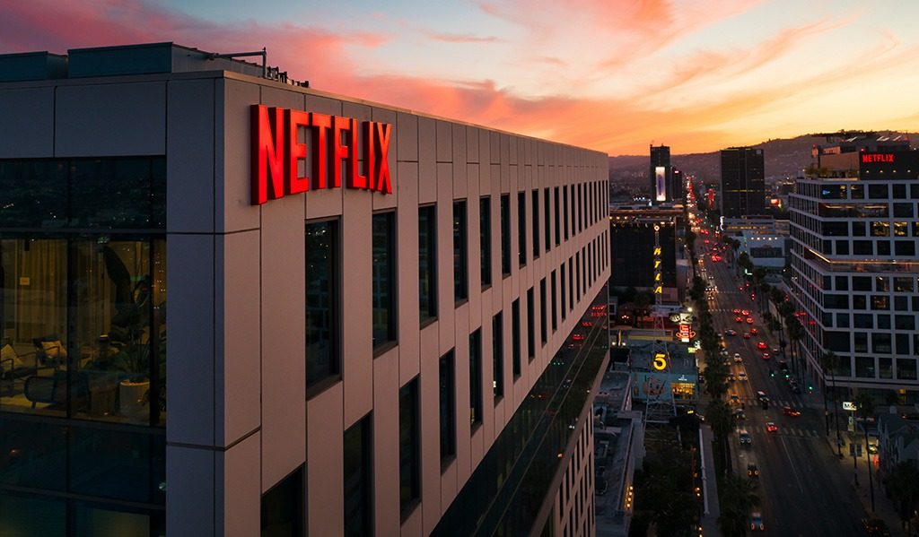¡Fin al peliculón! Netflix se retiró de la batalla por la compra de Warner tras la nueva oferta de Paramount