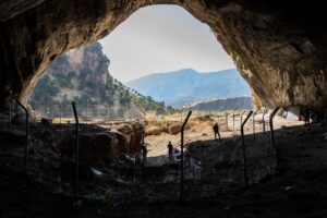 ¿Por qué los neandertales y los Homo sapiens enterraban a sus muertos? Los científicos tienen una teoría | National Geographic