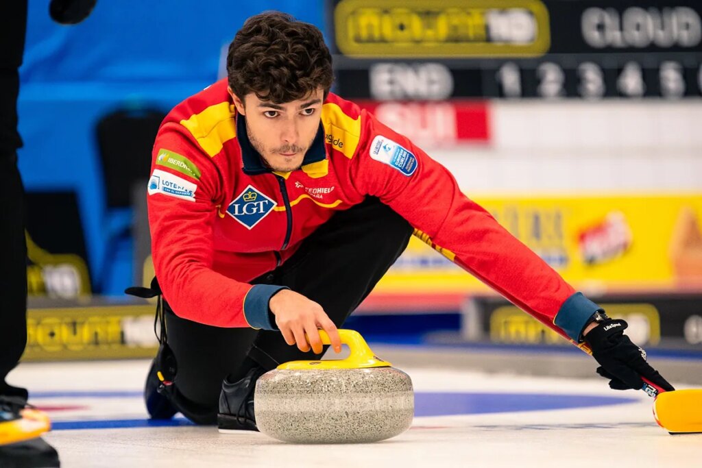¿Por qué no hay curling en España? Los intentos "imposibles", una pista en un centro comercial y los amigos que lo intentan en un pantano