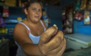 ¿Qué tan fácil o difícil es comprar y vender oro físico en Venezuela?
