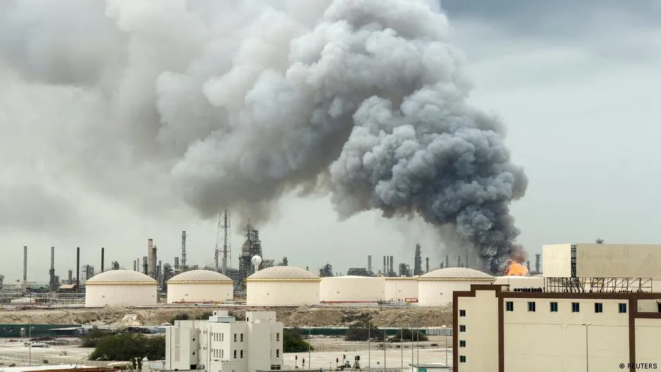 32 heridos e incendio en refinería