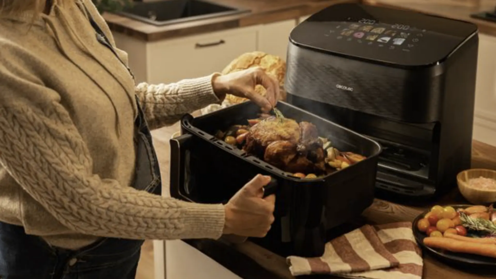 Adelanta el buen tiempo con esta 'airfyer' con ahumador para disfrutar de la barbacoa sin humo ni olores
