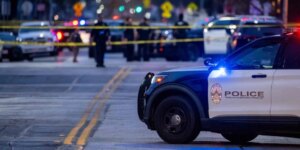 Al menos tres muertos y 14 heridos en un tiroteo en un bar de Texas