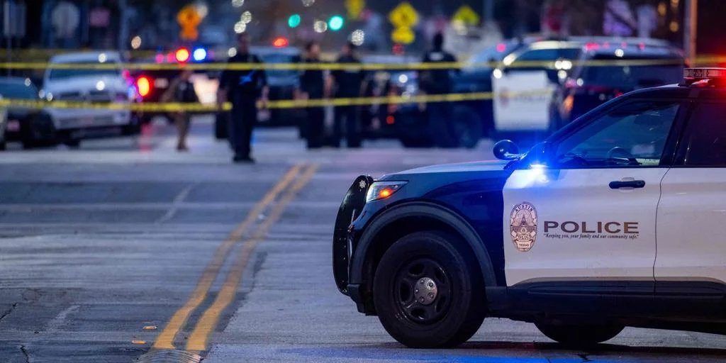 Al menos tres muertos y 14 heridos en un tiroteo en un bar de Texas