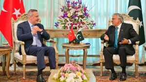 Arabia Saudí, Turquía, Egipto y Pakistán impulsan el frente diplomático para hallar una salida a la guerra de Irán | elperiodico.com