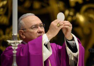 Arzobispo Edgar Peña es nuncio apostólico en Italia y San Marino