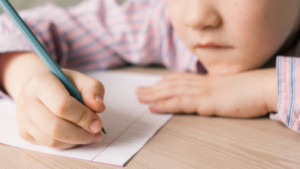 Así viven los niños de Países Bajos tras dos años de prohibición de los celulares