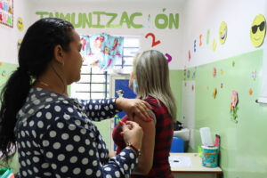 Autoridades urgen a vacunarse contra la fiebre amarilla tras confirmar 2 muertes y más de 36 infecciones