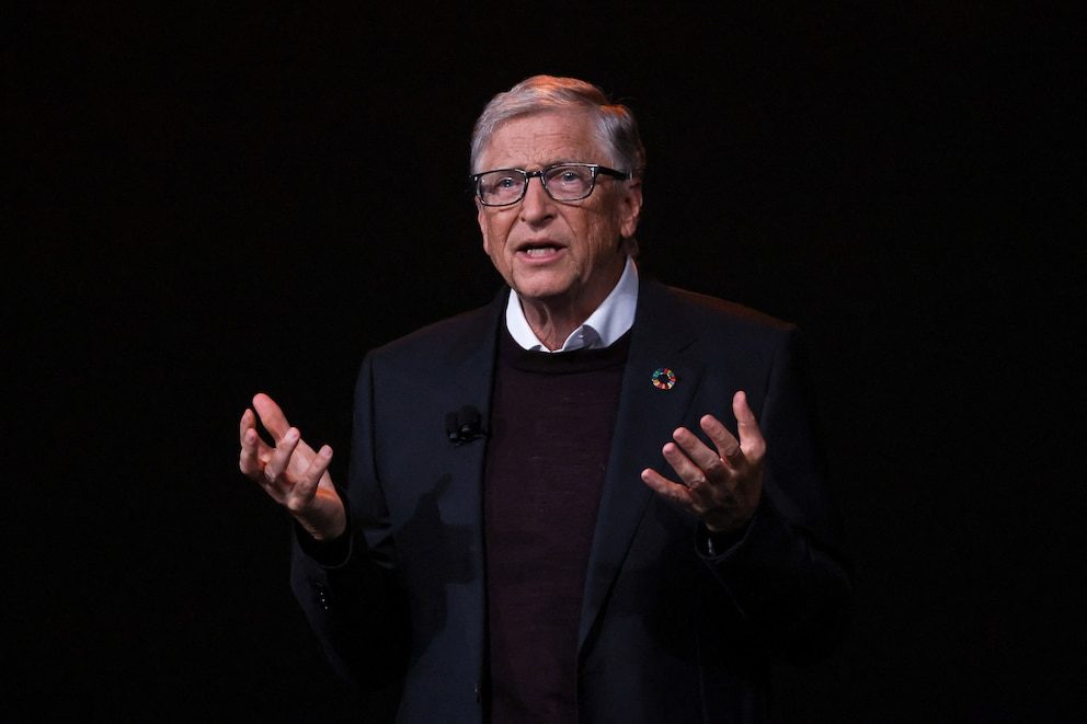 Bill Gates lanzó advertencia: solo estos trabajos sobrevivirán al avance de la IA
