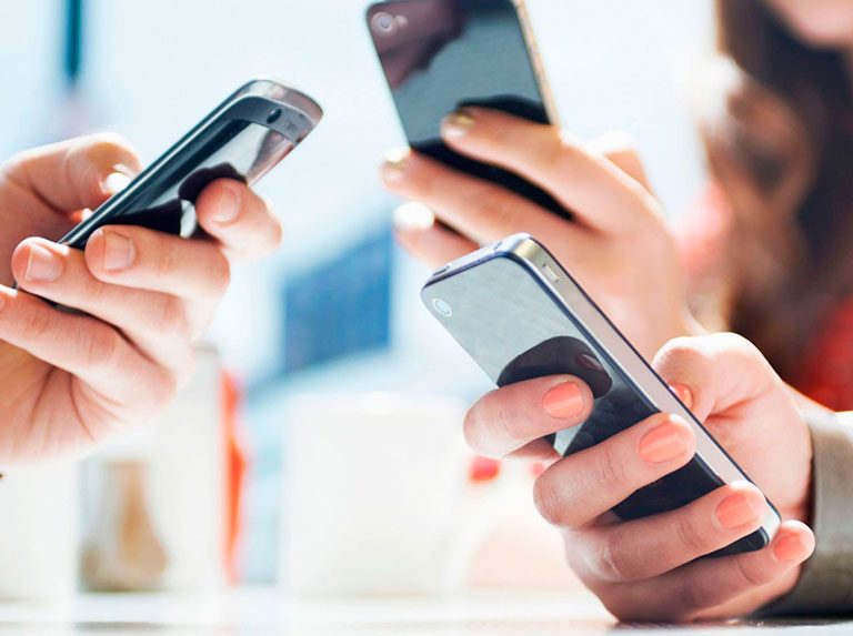 Brasil aplica ley para regular redes sociales