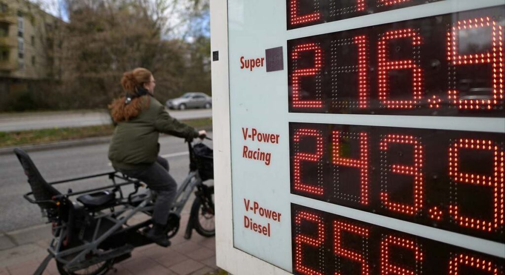Bruselas pide a los países europeos que se preparen para una "perturbación prolongada" del suministro energético por la guerra en el Golfo