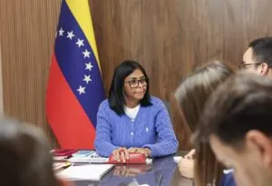 CNN | Mientras la huella pública de Maduro se desvanece en Venezuela, Delcy Rodríguez consolida su poder – AlbertoNews