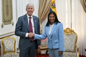 Caracas y Washington sellan acuerdo energético a largo plazo