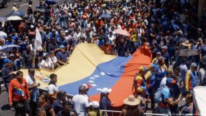 Chavismo marcha en Caracas para exigir fin de sanciones