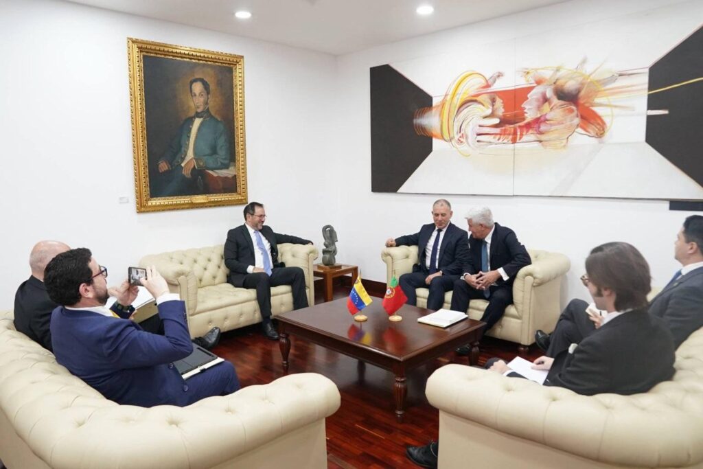Chavismo recibió a un alto miembro del Gobierno portugués previo a su intensa agenda en Venezuela