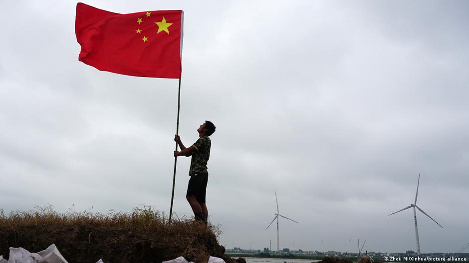 China avanza en energías limpias y Trump se aferra al carbón
