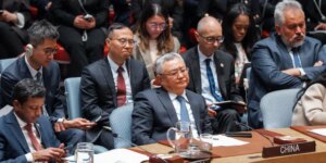 China baja la voz ante el ataque a Irán y teme por su petróleo