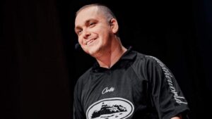 Comedia inclusiva: Lucho Miranda en Teatro Manuel Artime