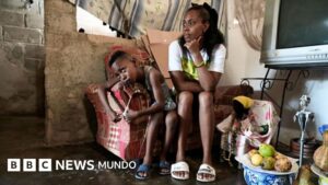 Cómo la apertura de tiendas privadas de alimentos en Cuba destapó una desigualdad «invisible»