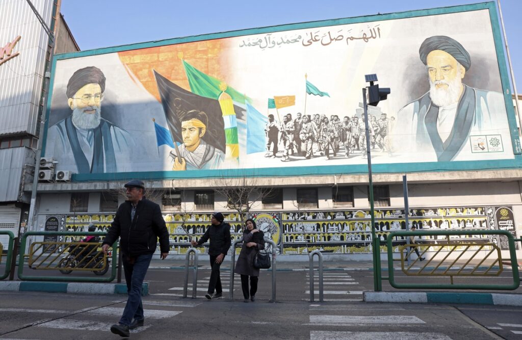 Cómo se elige al líder supremo de Irán y quiénes son los favoritos