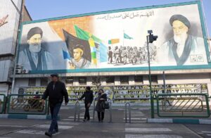 Cómo se elige al líder supremo de Irán y quiénes son los favoritos