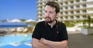 Comunista español en Cuba no entiende de qué se queja la gente si su hotel 5 estrellas siempre tiene luz – El Chigüire Bipolar