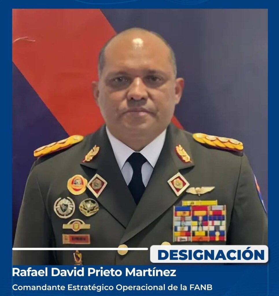 Delcy Rodríguez destituye a Domingo Hernández Lárez y designa a Rafael Prieto Martínez como nuevo comandante del CEOFANB - AlbertoNews
