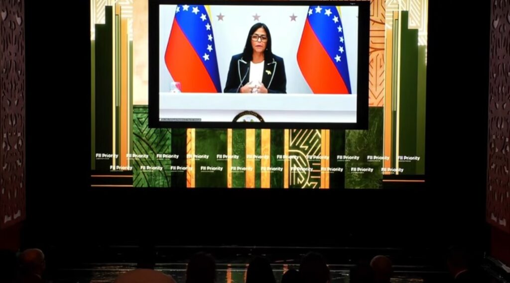 Delcy Rodríguez pide diálogo "cara a cara" entre Gobiernos sin intromisión de "trasnacionales de la comunicación" - AlbertoNews