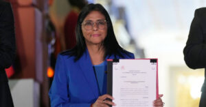 Delcy dice que la transición hacia otro gobierno de Delcy va perfecto – El Chigüire Bipolar