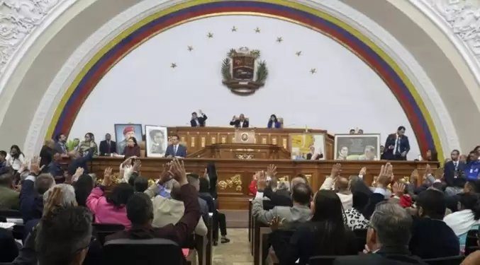 Designan a Arianny Seijo Noguera como Procuradora General
