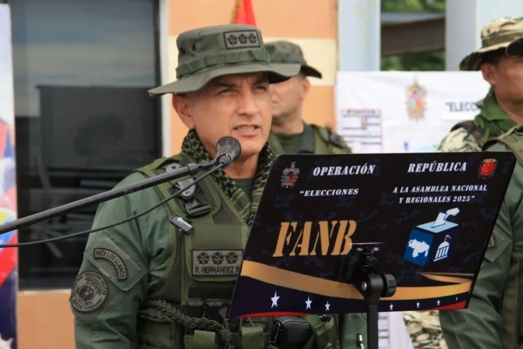 Designaron a Royman Hernández Briceño como comandante general de la Aviación