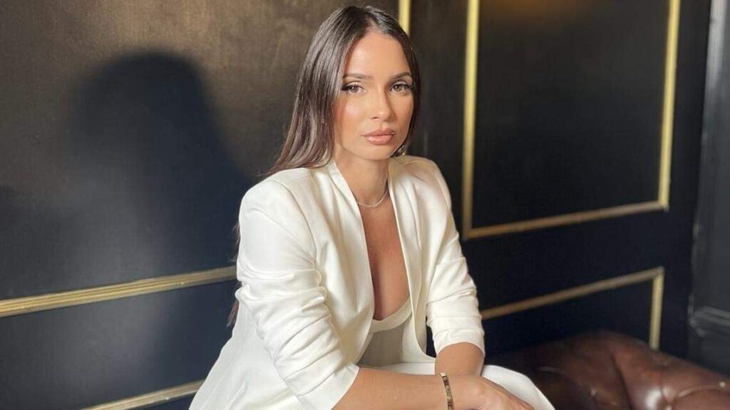 Diana Fuentes lanza la emotiva balada pop en Miami