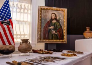 EE.UU. devuelve a Perú 48 piezas culturales precolombinas recuperadas en su territorio – AlbertoNews