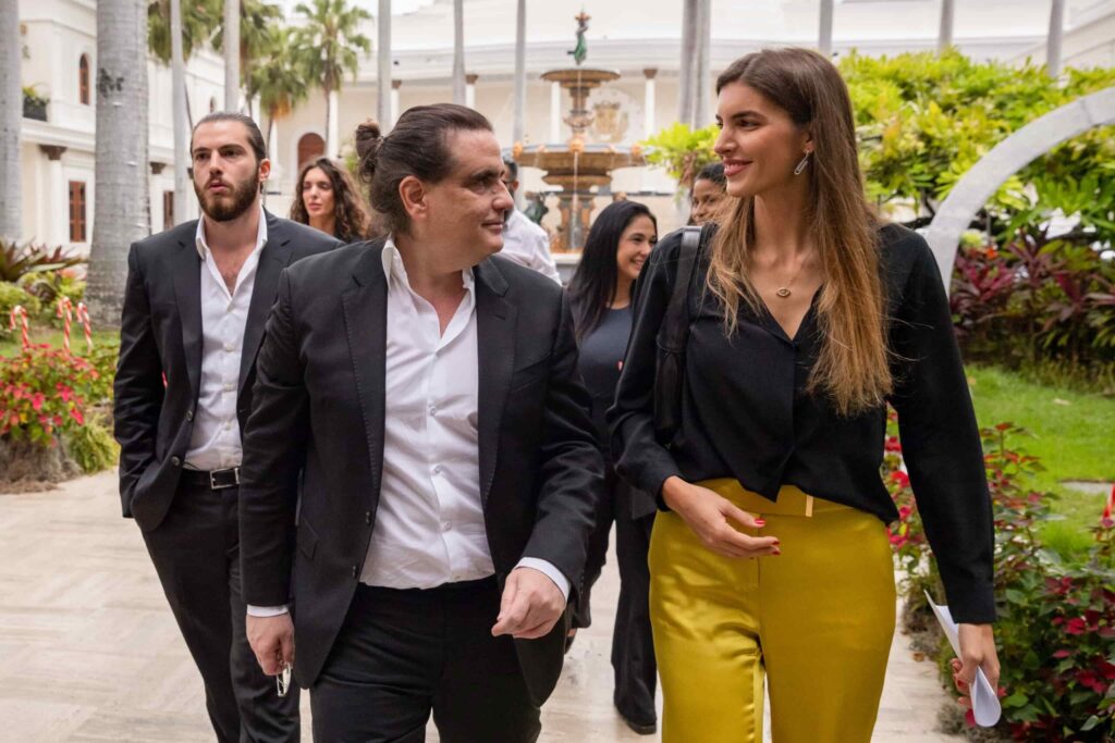 EEUU señala que Plus Ultra transfirió más de 519.000 dólares a red financiera de Alex Saab