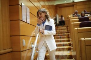 El Consejo de Ministros se retrasa al negarse los ministros de Sumar a dejar fuera la moratoria de alquiler del decreto | europapress.es