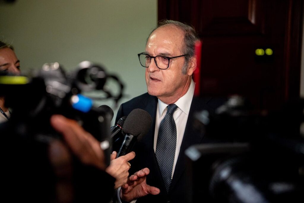 El Defensor del Pueblo alerta de que los sistemas de protección de violencia machista "no se coordinan adecuadamente"