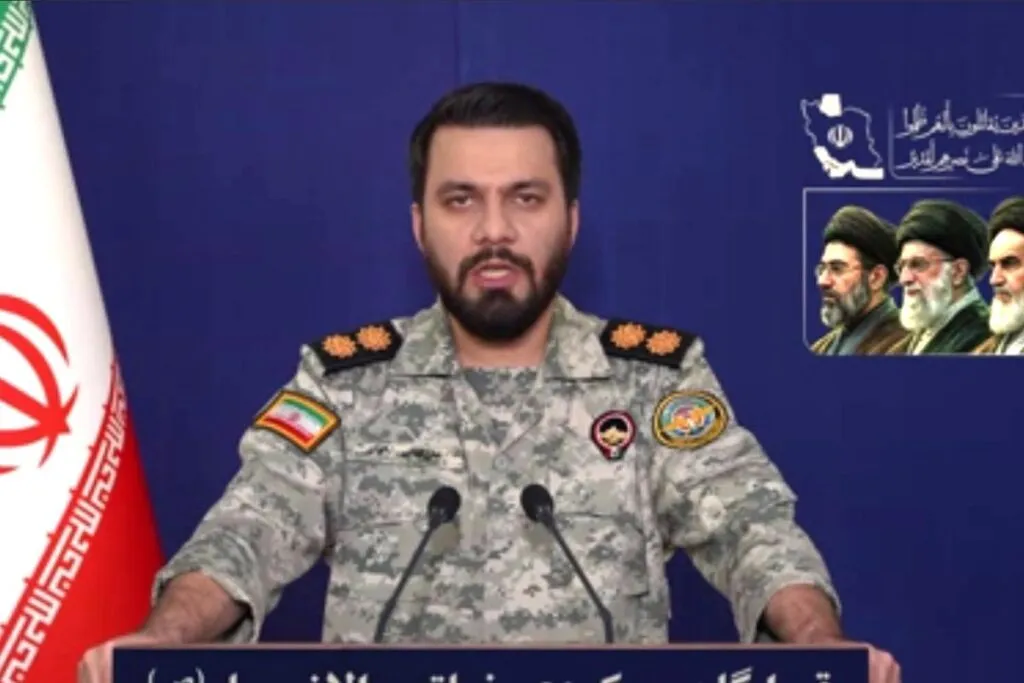 El Ejército iraní "espera" a los soldados de EEUU, que serán "pasto de los tiburones" del golfo Pérsico