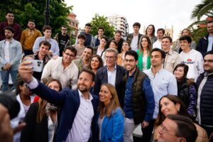 El PP pide a sus diputados y senadores que se vuelquen en Instagram y TikTok para captar voto joven | europapress.es