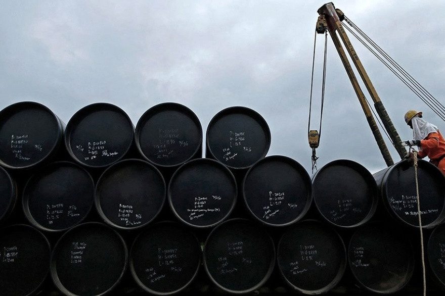 El precio del petróleo supera los 100 dólares por barril por la guerra en Irán