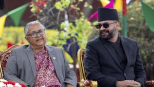 El rapero Balnedra Shah toma posesión como primer ministro de Nepal y viraliza una canción con 3,5 millones de visitas | elperiodico.com