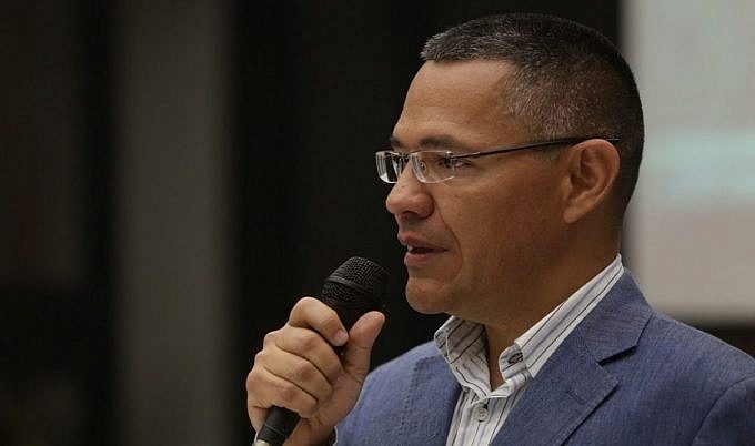 Ernesto Villegas ahora quiere convencer a la diáspora de que “esta es otra Venezuela”
