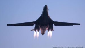 España cierra espacio aéreo a aviones en guerra con Irán