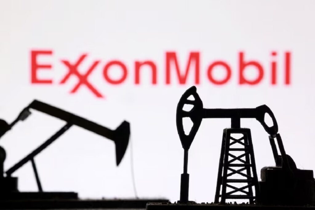 Exxon ya tiene su equipo en Venezuela evaluando los recursos e infraestructura de petróleo y gas, según Reuters - AlbertoNews