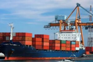 Fletes entre Shanghái y Europa se disparan un 22% en el primer mes de guerra en Oriente Medio